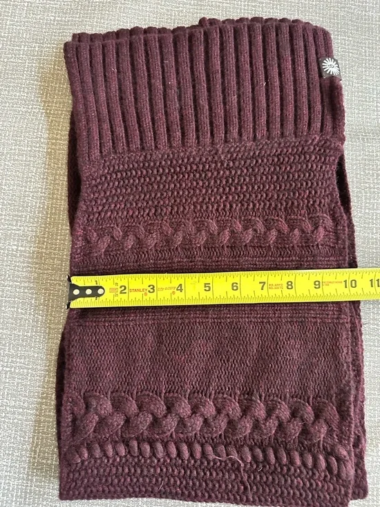 UGG Plum Knit Scarf O/S Cable Knit Chunky Cozy Winter Wrap Shawl - Picture 7 of 9